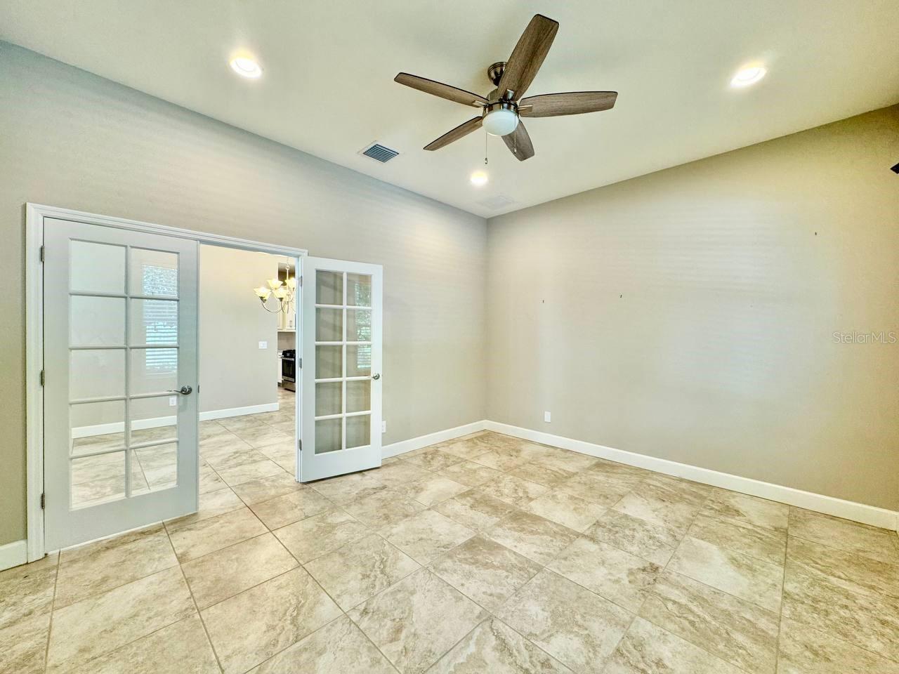Image 10 of 46 For 11127 Winthrop Lake Drive