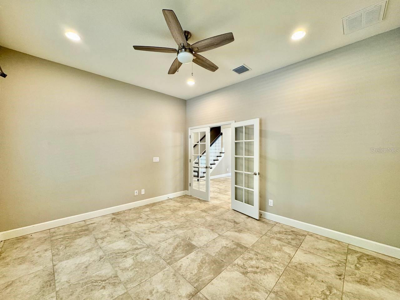 Image 11 of 46 For 11127 Winthrop Lake Drive