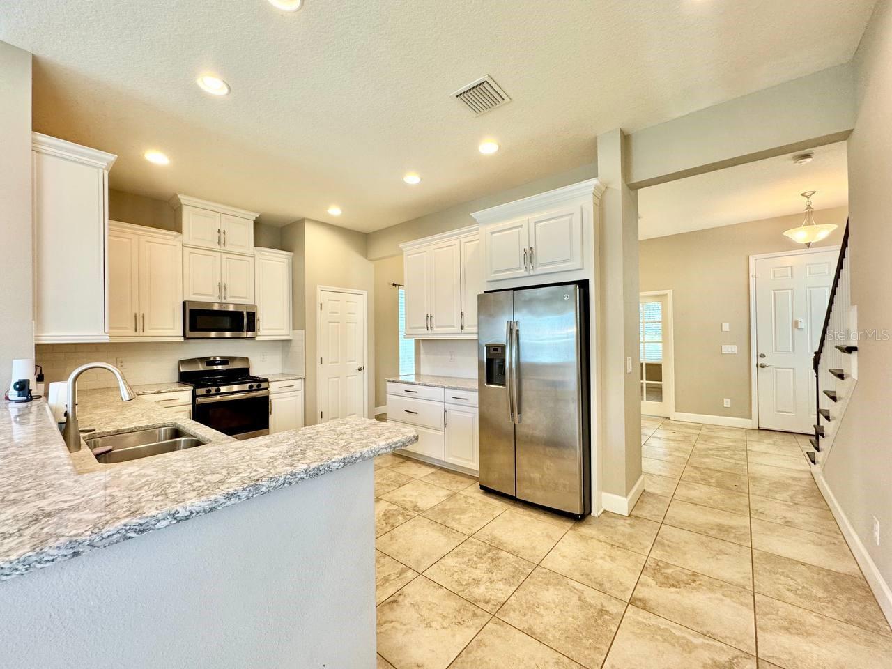 Image 12 of 46 For 11127 Winthrop Lake Drive
