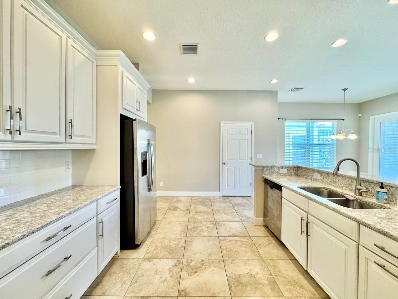 Image 16 of 46 For 11127 Winthrop Lake Drive
