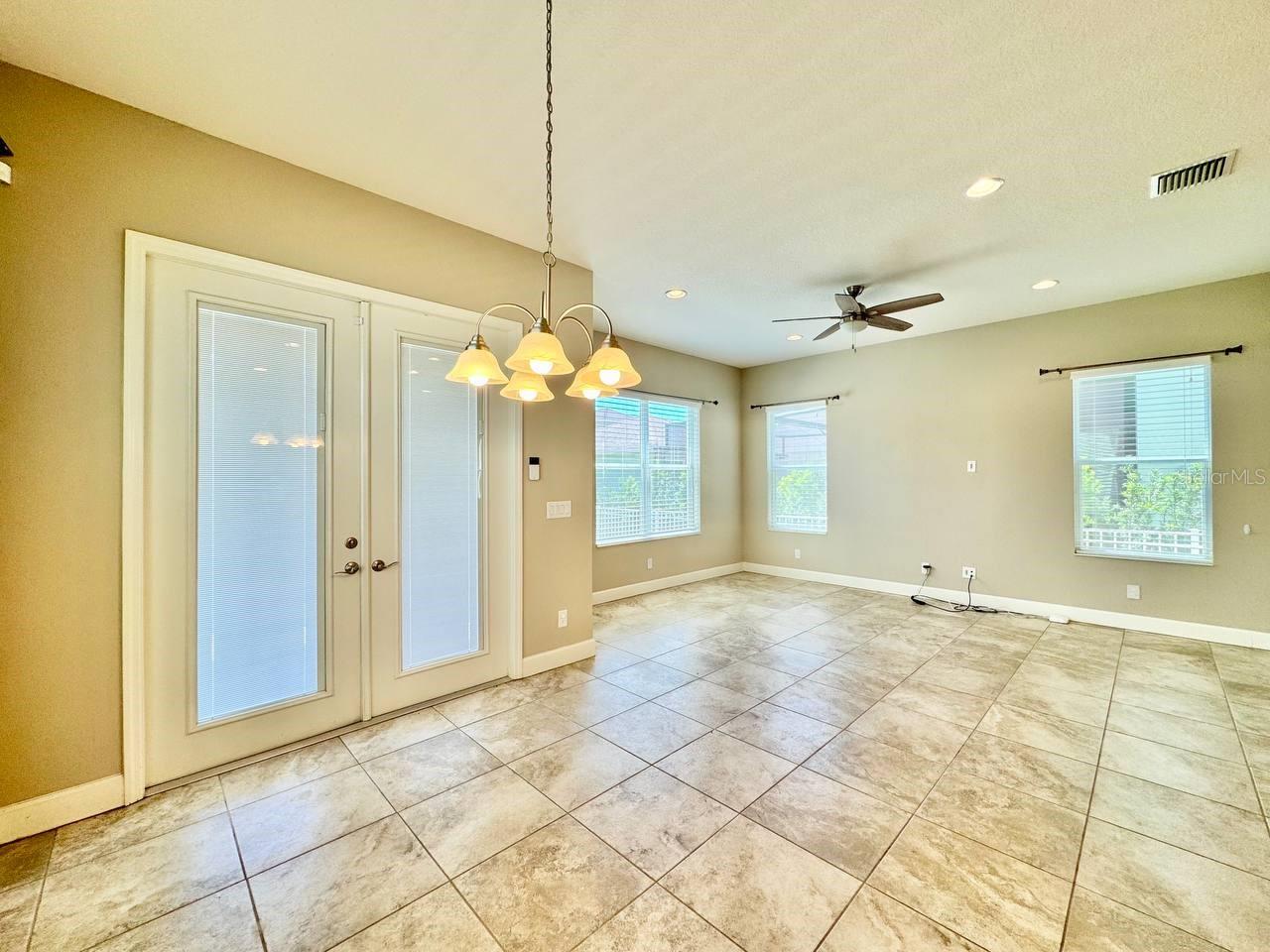 Image 19 of 46 For 11127 Winthrop Lake Drive