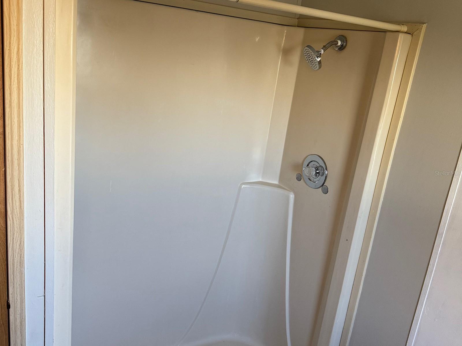 Image 19 of 22 For 86 Pelican Drive N