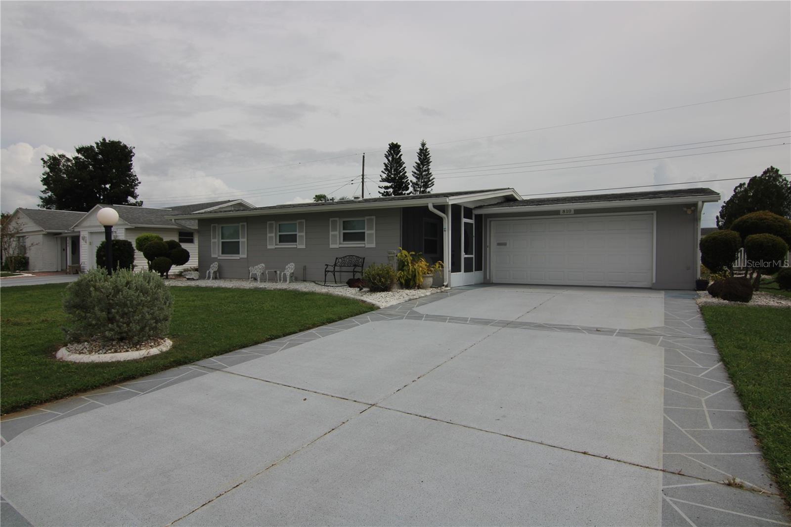 Image 18 of 20 For 810 Oakmont Avenue