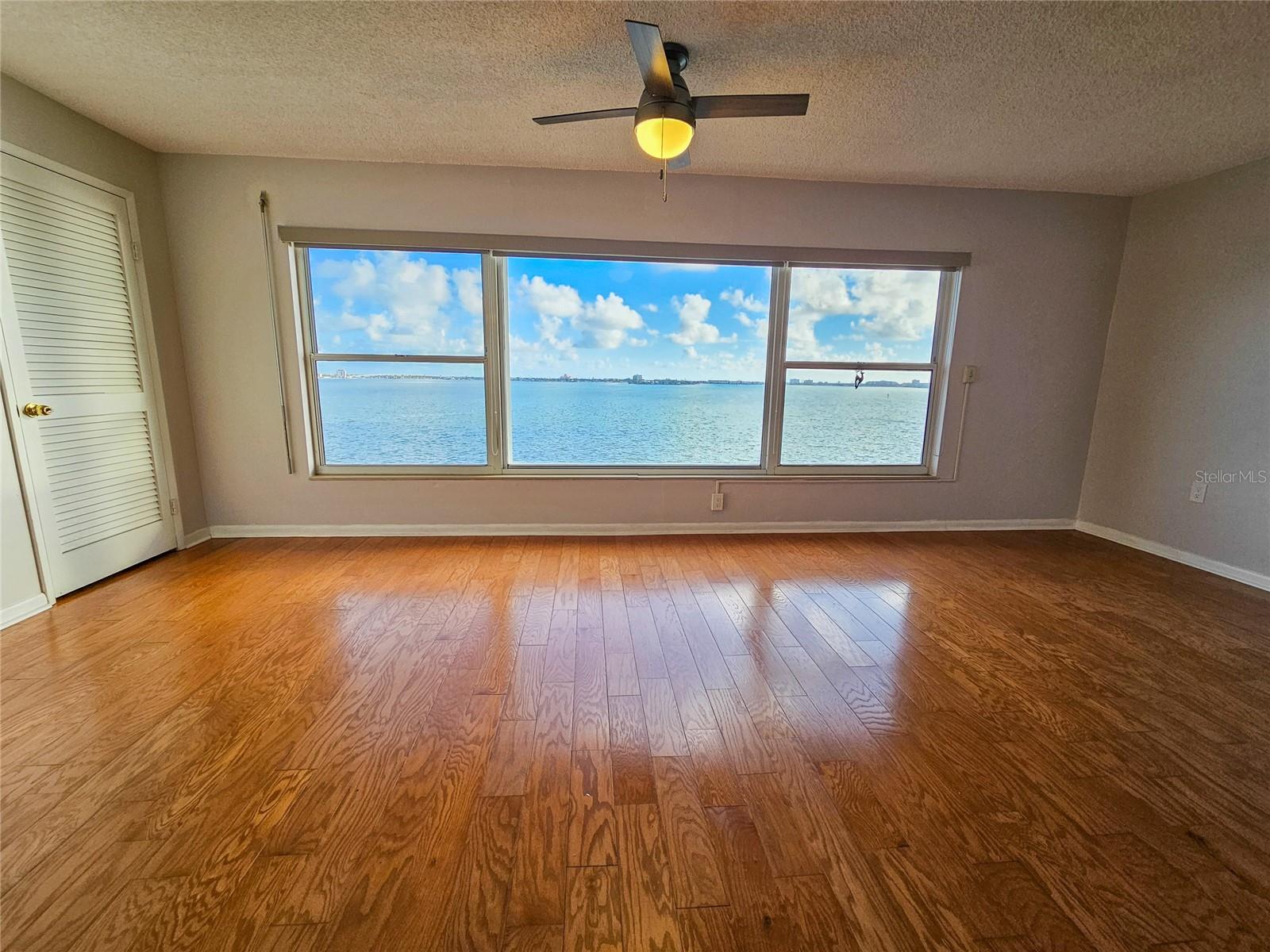 Image 13 of 22 For 5980 Shore Boulevard S 808