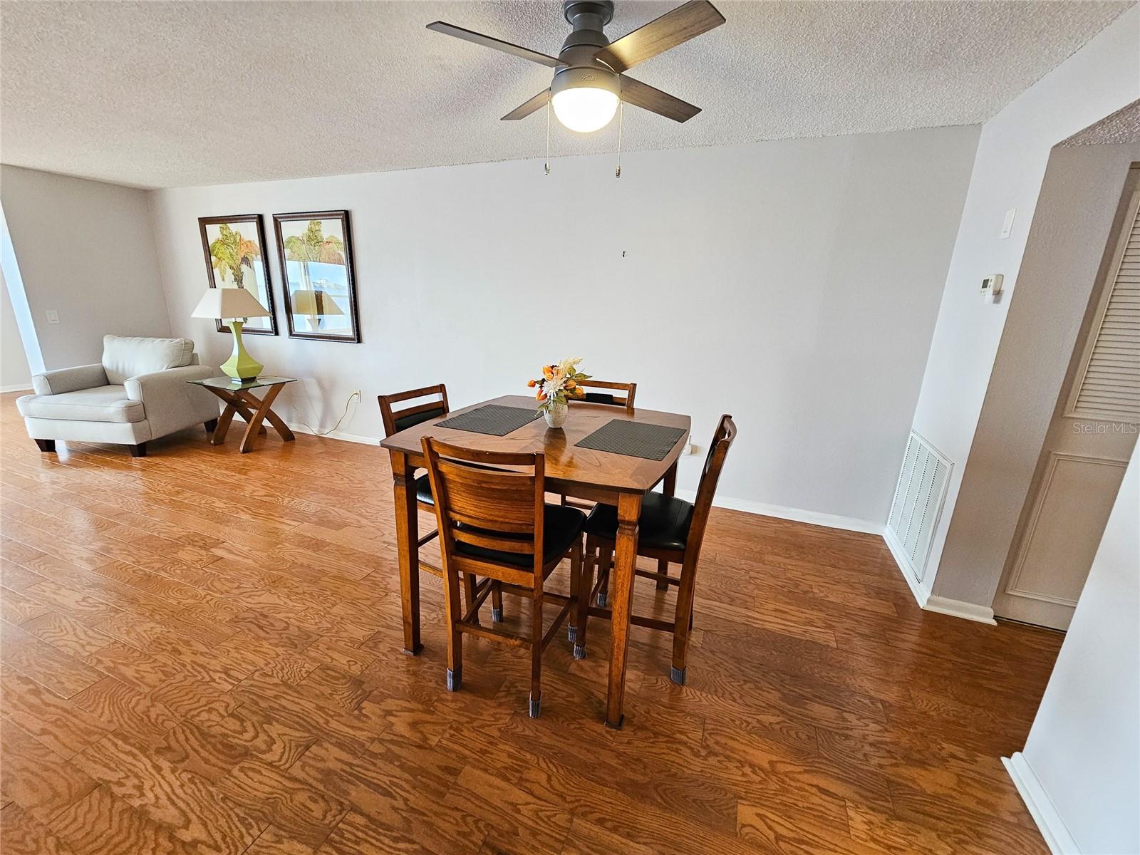 Image 7 of 22 For 5980 Shore Boulevard S 808