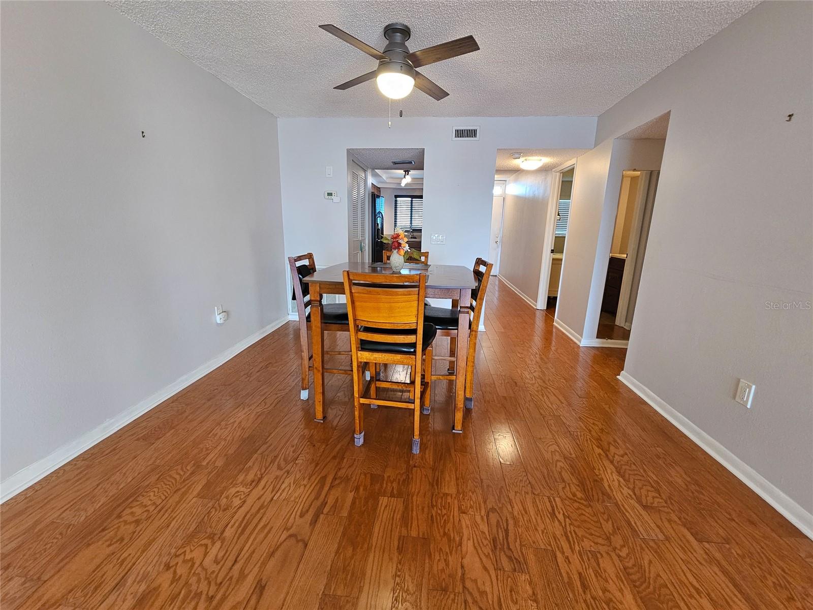 Image 8 of 22 For 5980 Shore Boulevard S 808
