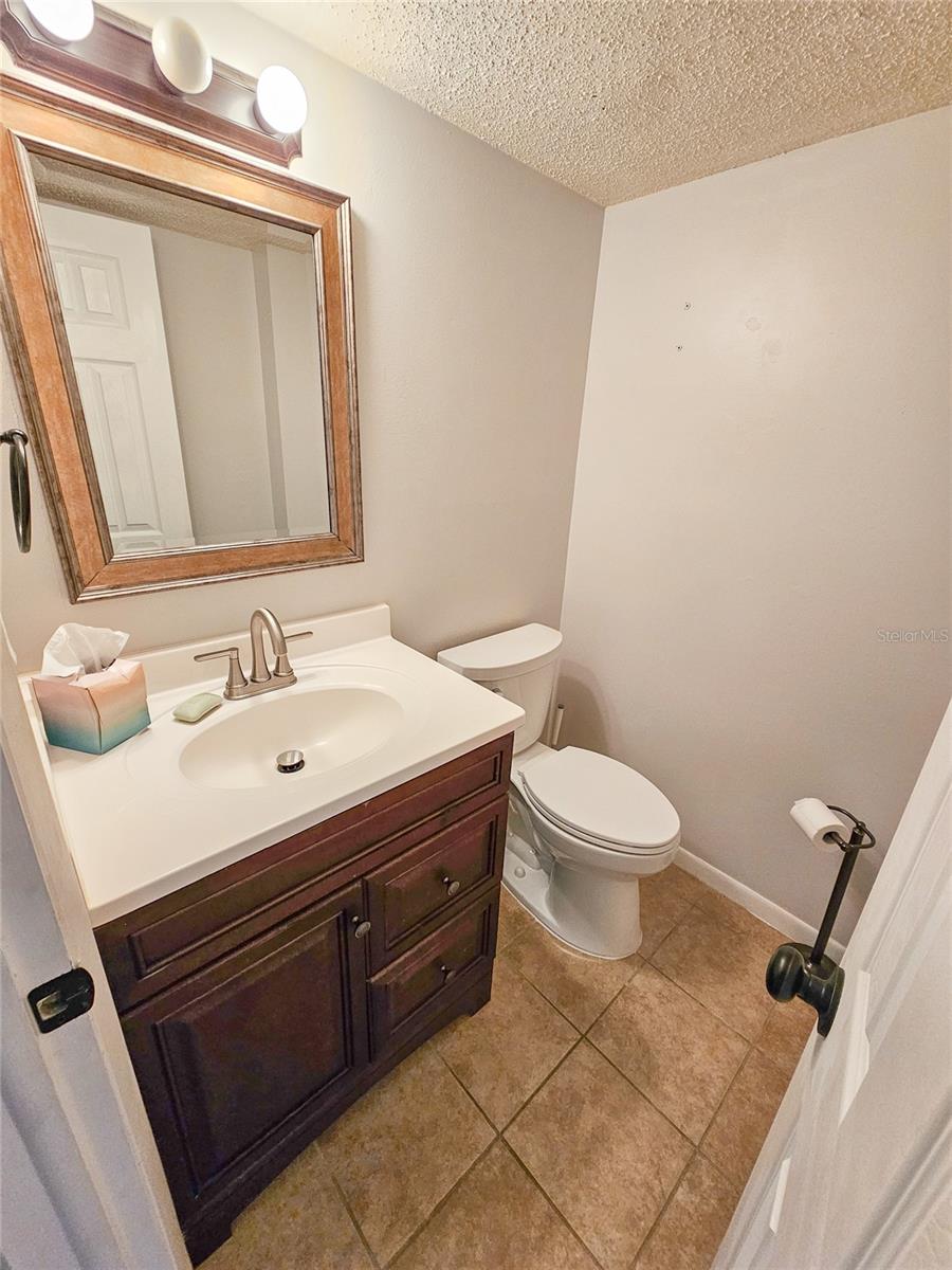 Image 9 of 22 For 5980 Shore Boulevard S 808
