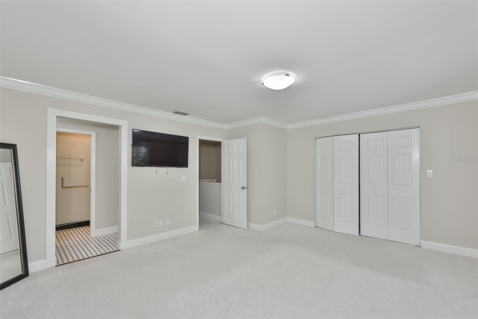 Image 21 of 40 For 606 Glen Avenue 10
