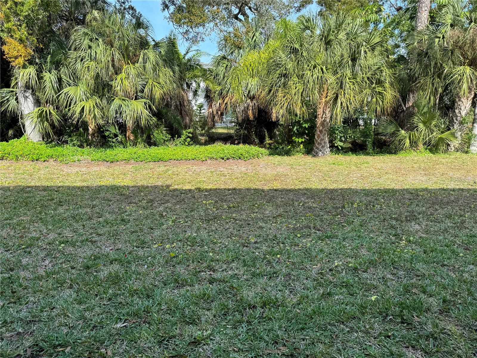 Image 19 of 20 For 7580 92nd Street 102d