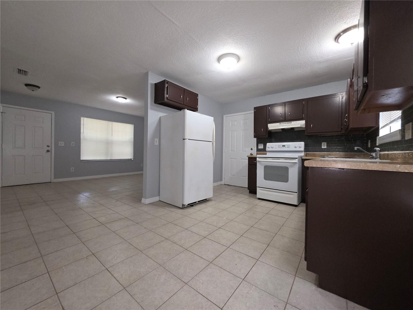 Image 3 of 7 For 3318 Dignan Street