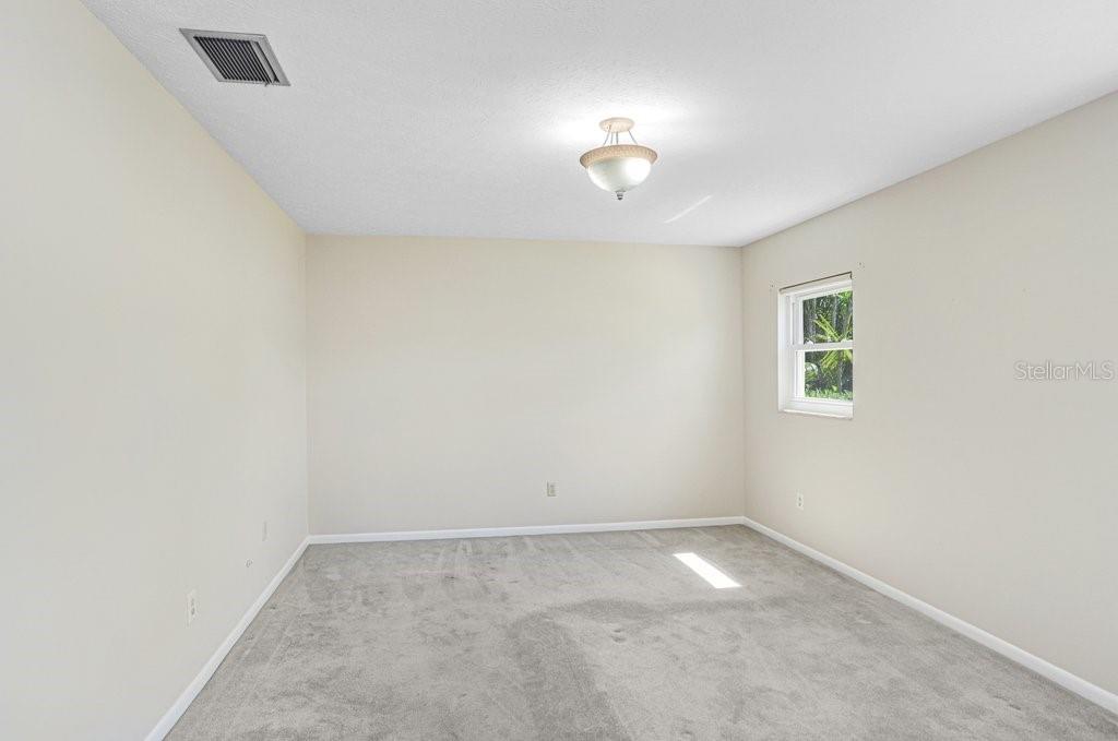 Image 12 of 30 For 14608 Brentwood Place