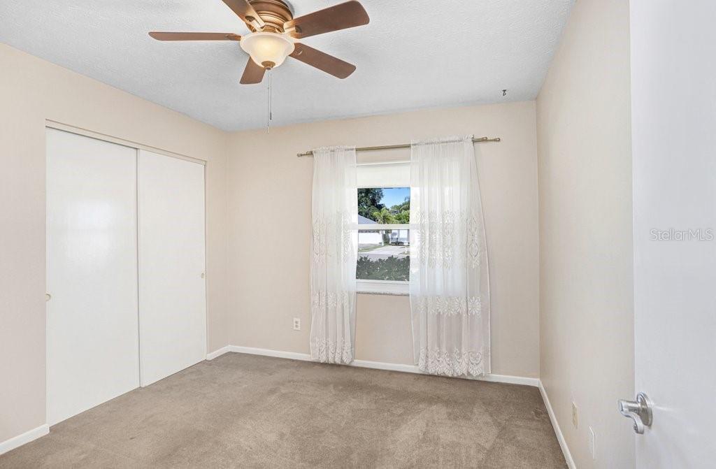 Image 16 of 30 For 14608 Brentwood Place