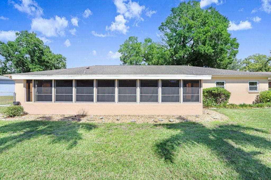 Image 23 of 30 For 14608 Brentwood Place