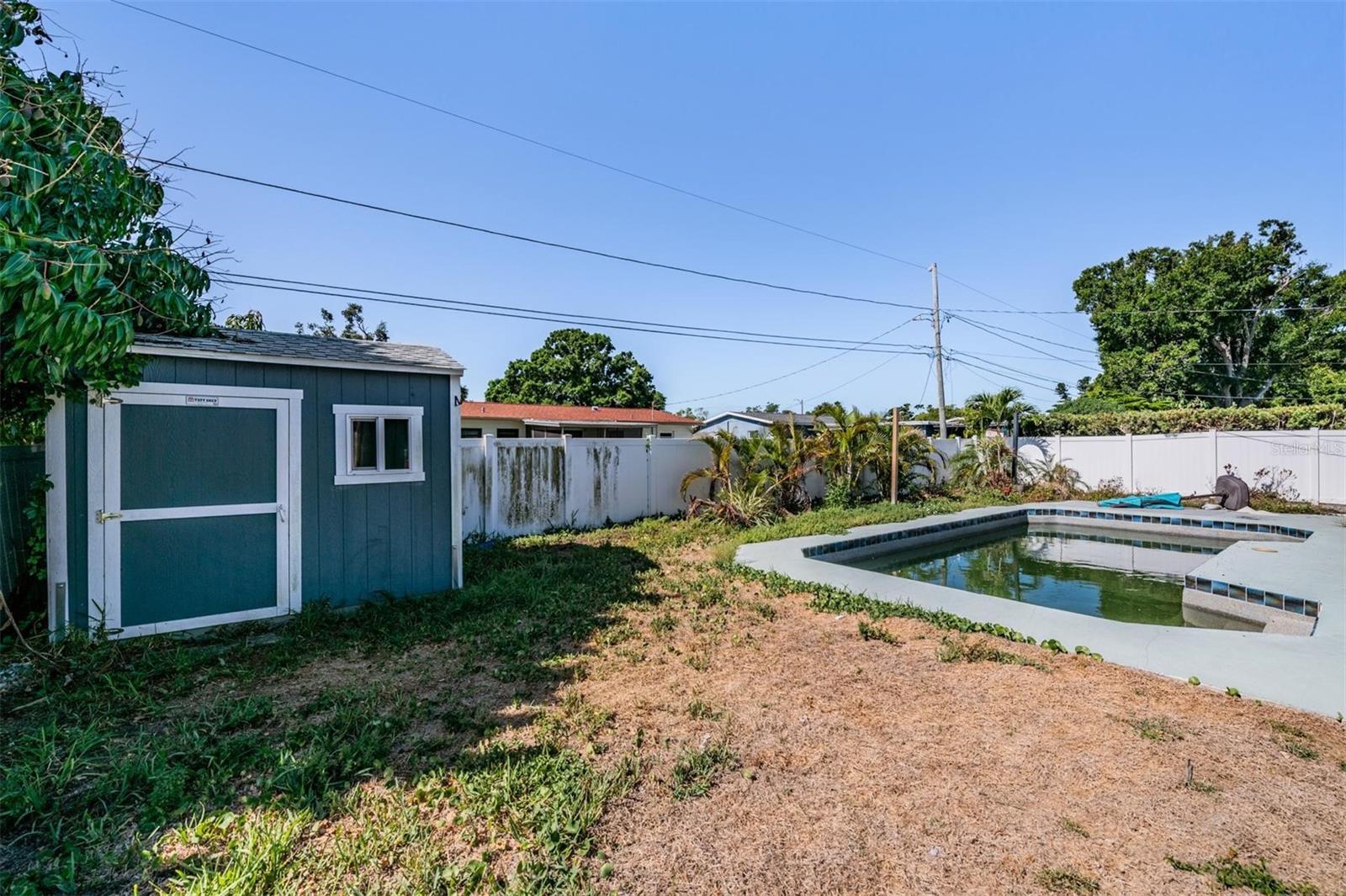 Image 31 of 35 For 3920 Wahoo Drive Se