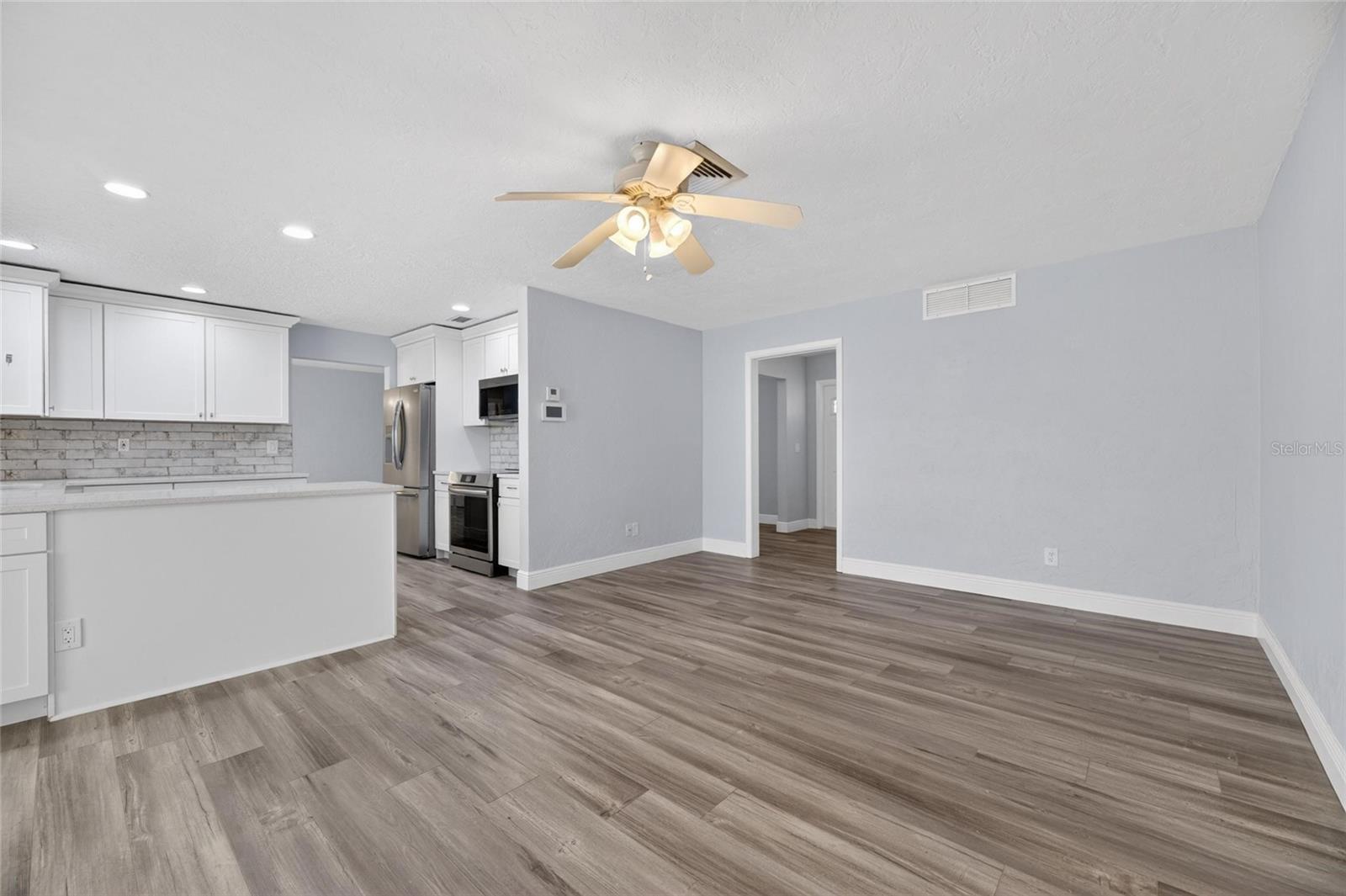 Image 13 of 59 For 6305 Cottonwood Lane