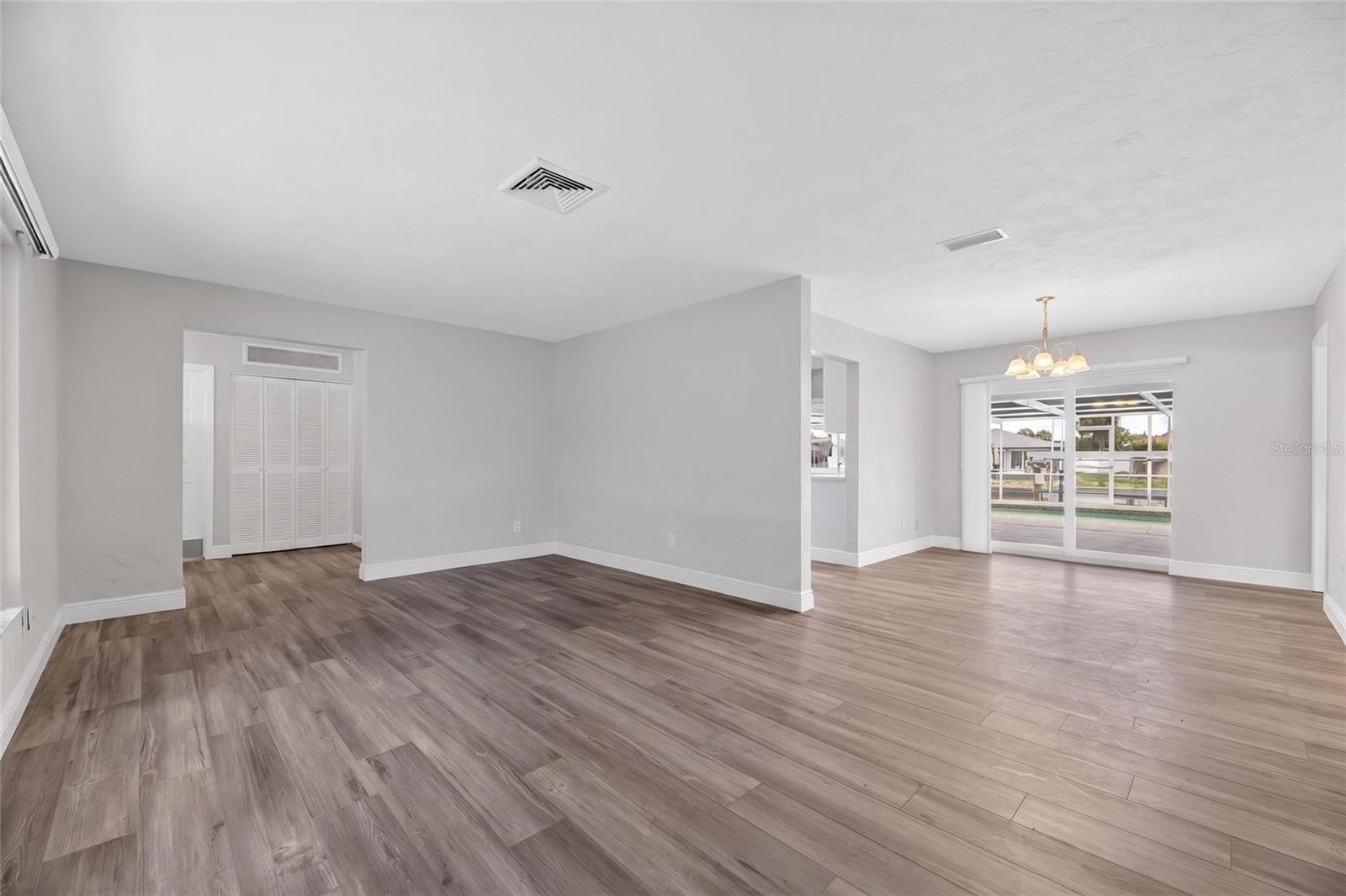 Image 24 of 59 For 6305 Cottonwood Lane