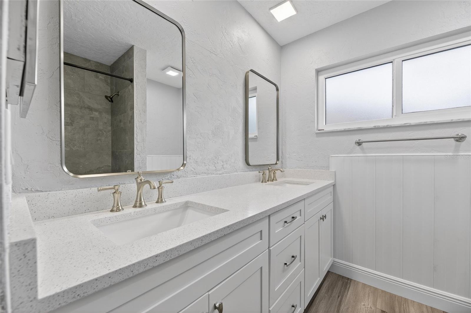 Image 43 of 59 For 6305 Cottonwood Lane