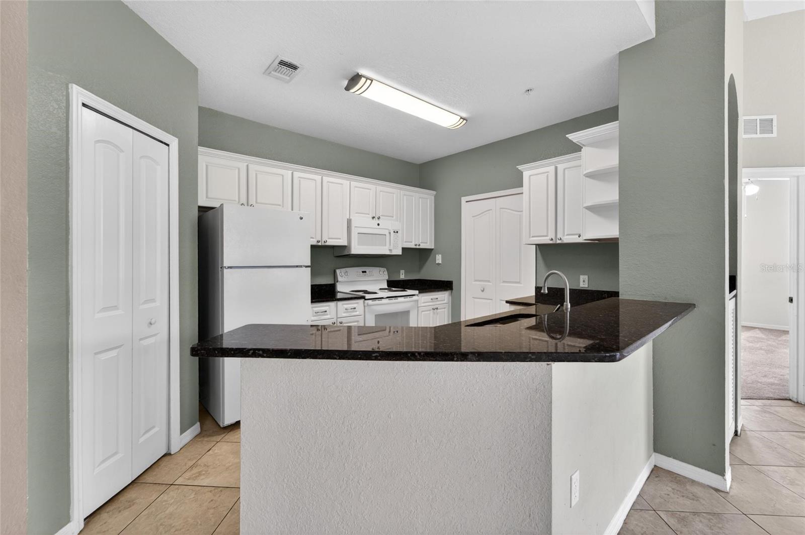Image 12 of 42 For 5611 Legacy Crescent Place 304