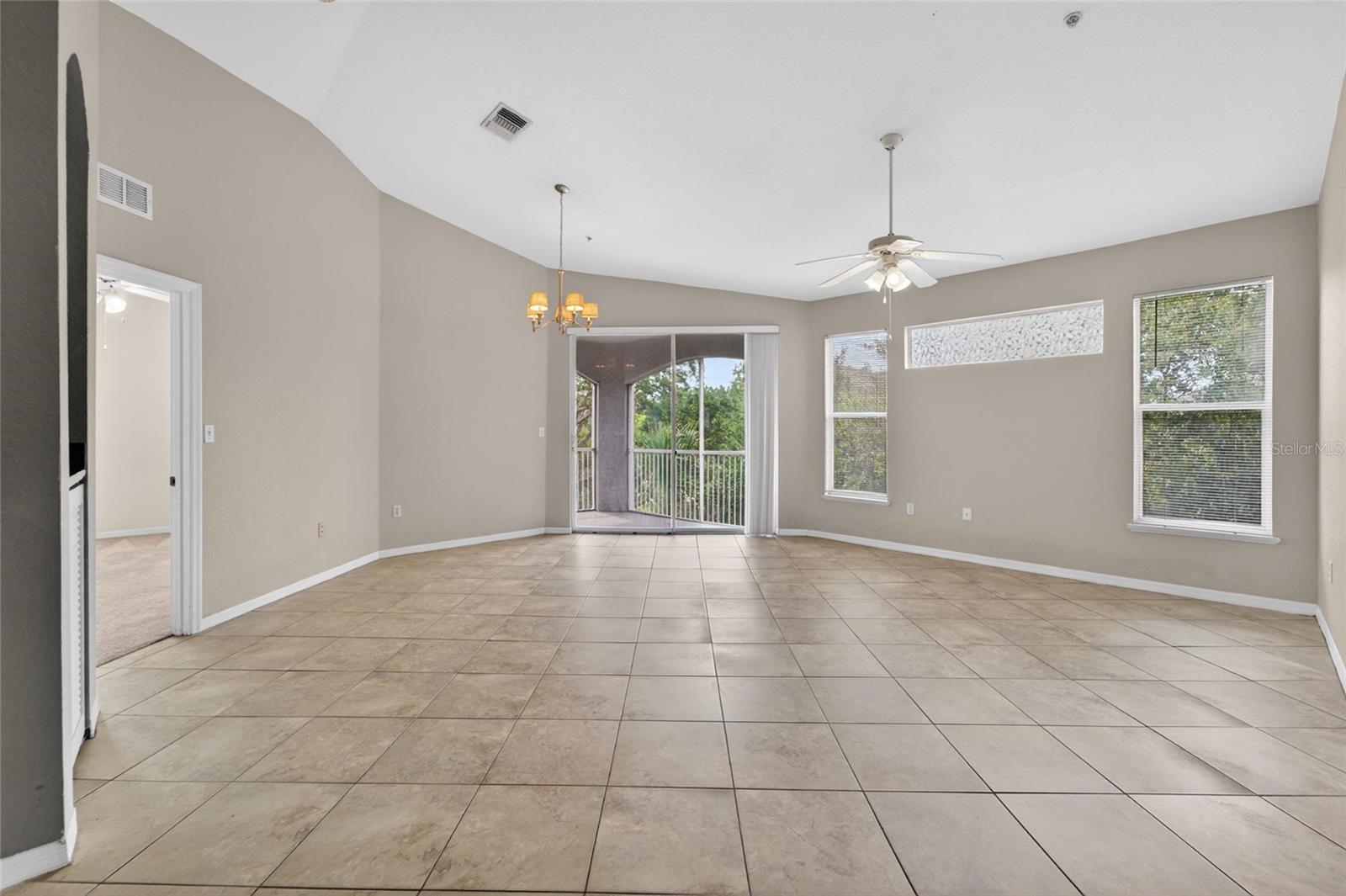 Image 6 of 42 For 5611 Legacy Crescent Place 304