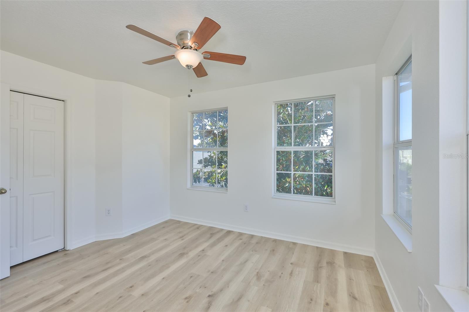 Image 19 of 28 For 8830 Red Beechwood Court