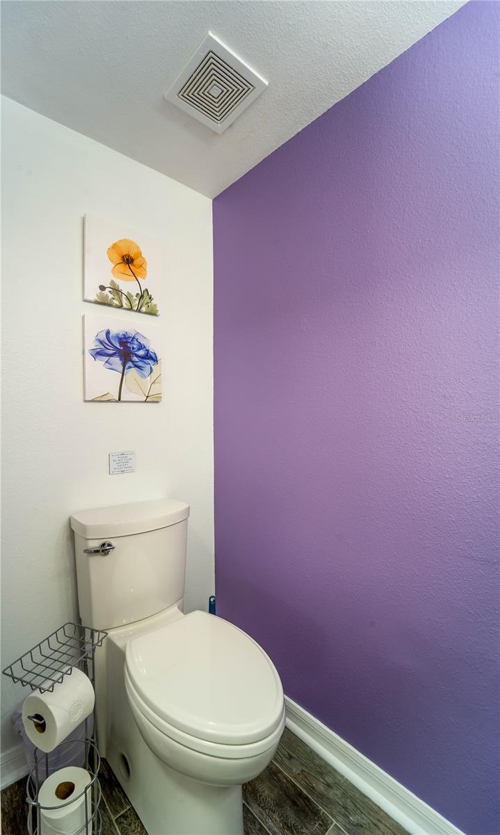 Image 24 of 42 For 31704 Shin Court