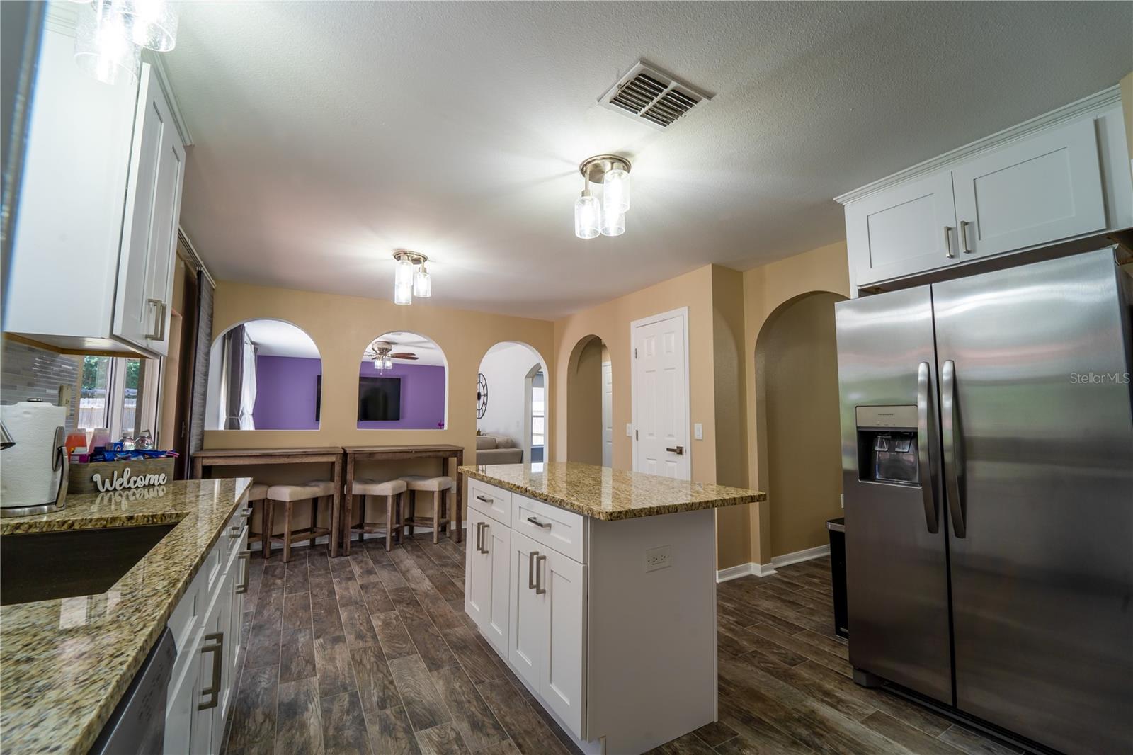 Image 9 of 42 For 31704 Shin Court