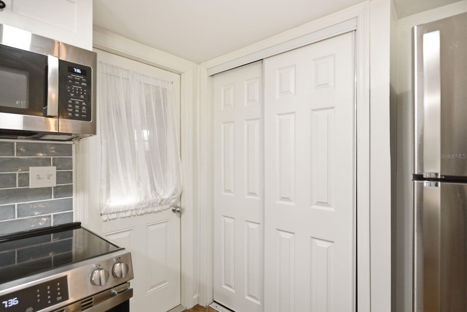 Image 17 of 67 For 3705 Grayton Drive