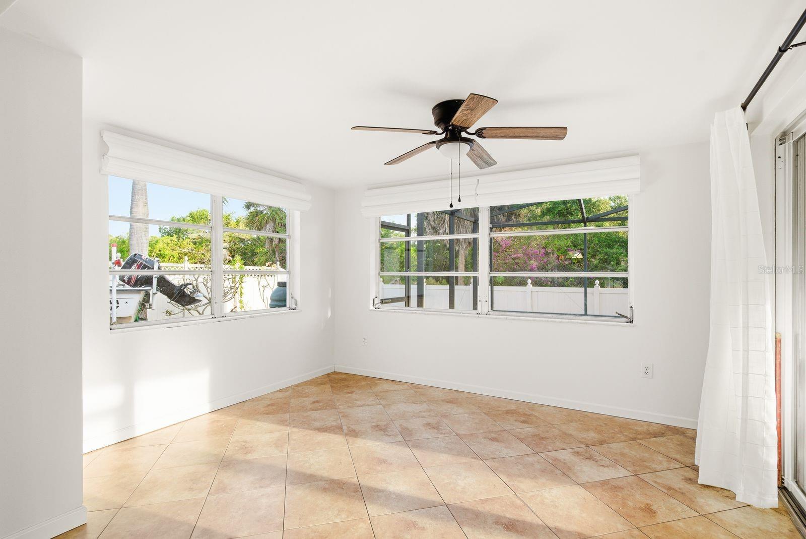 Image 19 of 67 For 3705 Grayton Drive