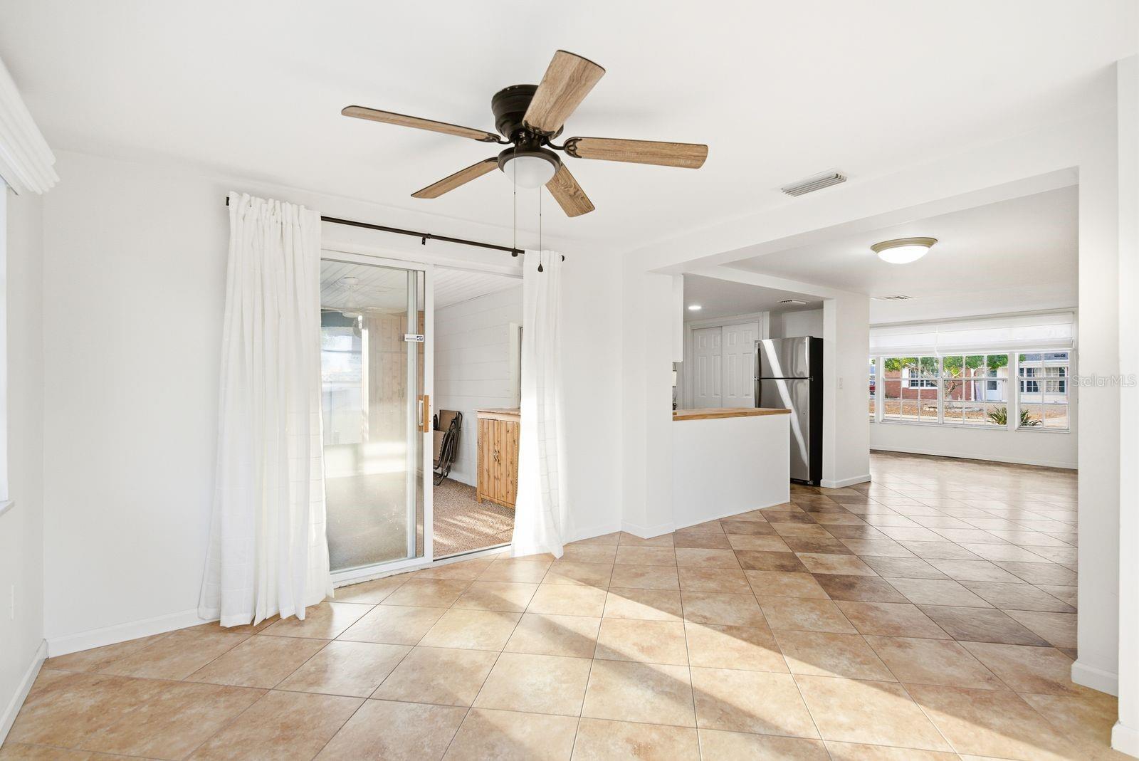 Image 21 of 67 For 3705 Grayton Drive