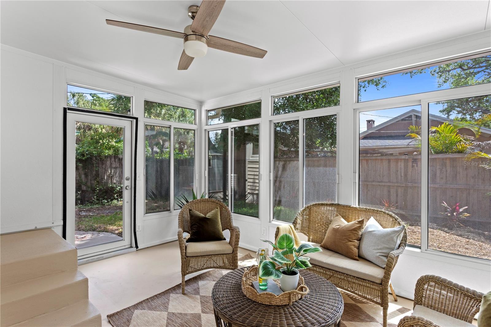 Image 24 of 29 For 1175 Highland Court N