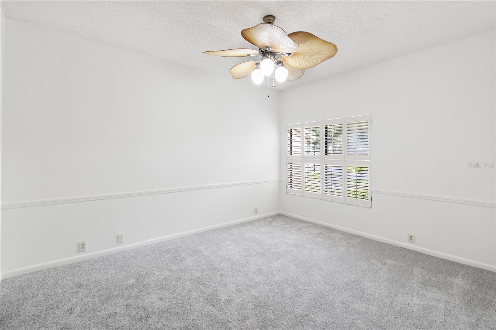 Image 30 of 45 For 3016 Landmark Boulevard 401