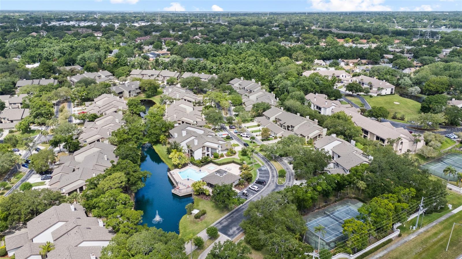 Image 41 of 45 For 3016 Landmark Boulevard 401