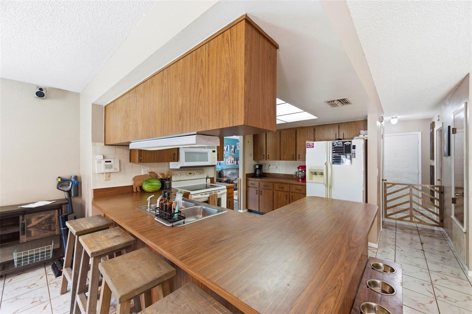 Image 11 of 42 For 7377 Skylark Drive