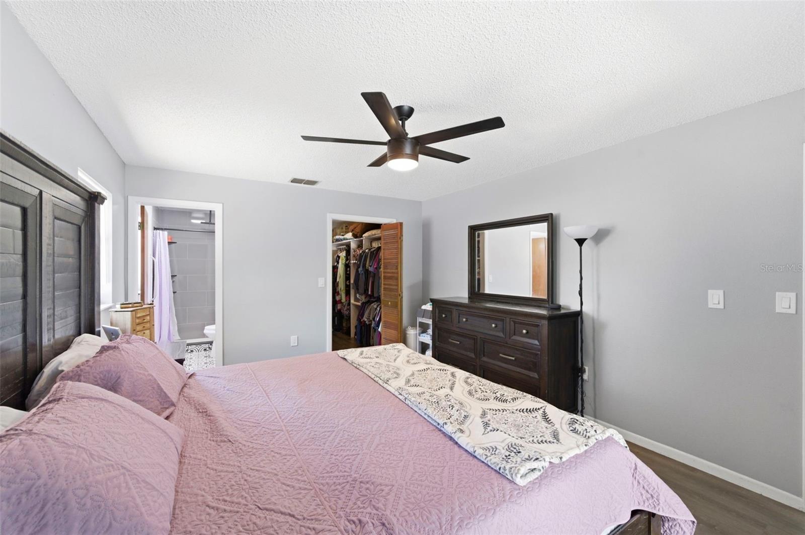 Image 19 of 42 For 7377 Skylark Drive