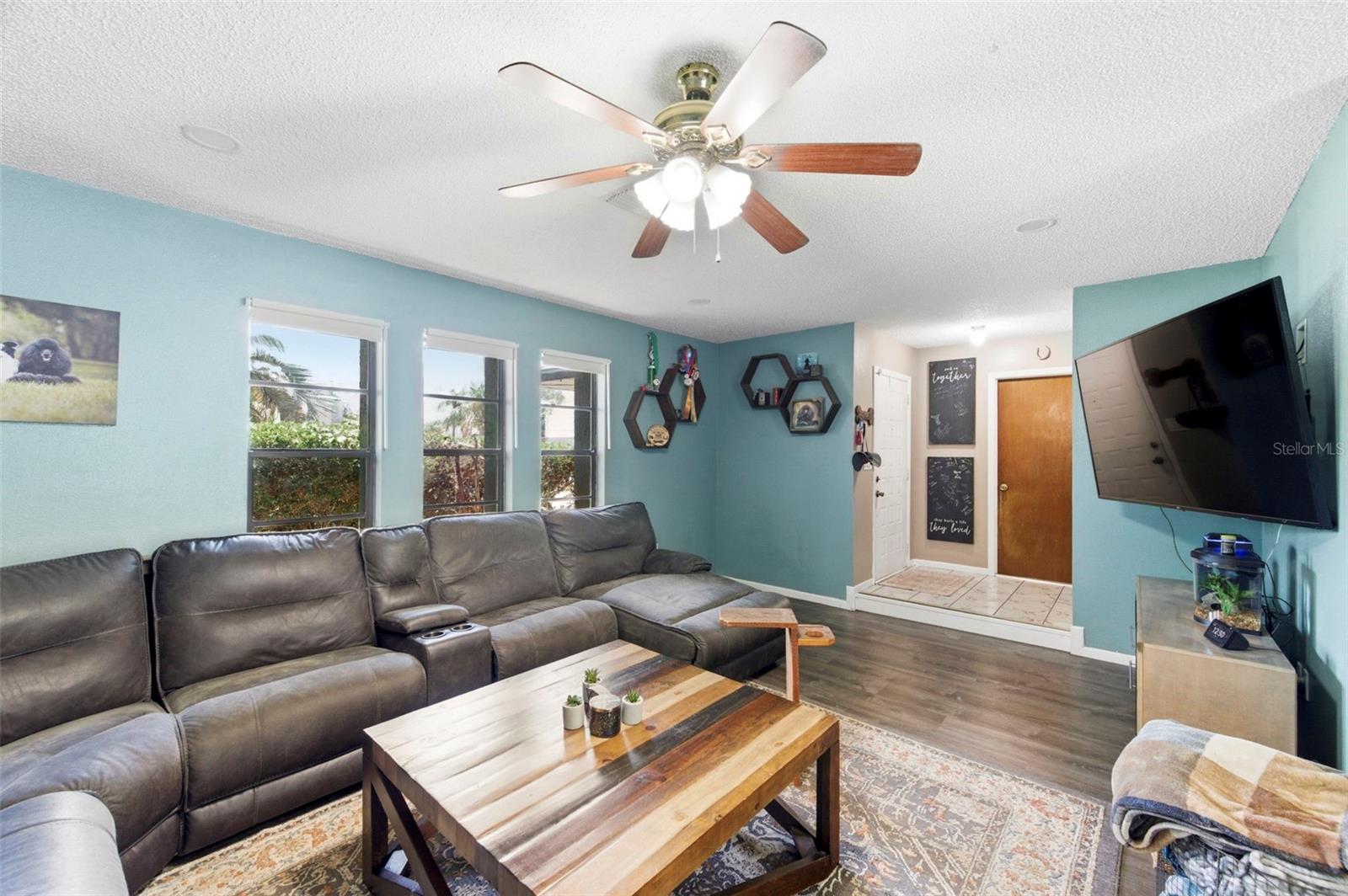 Image 4 of 42 For 7377 Skylark Drive