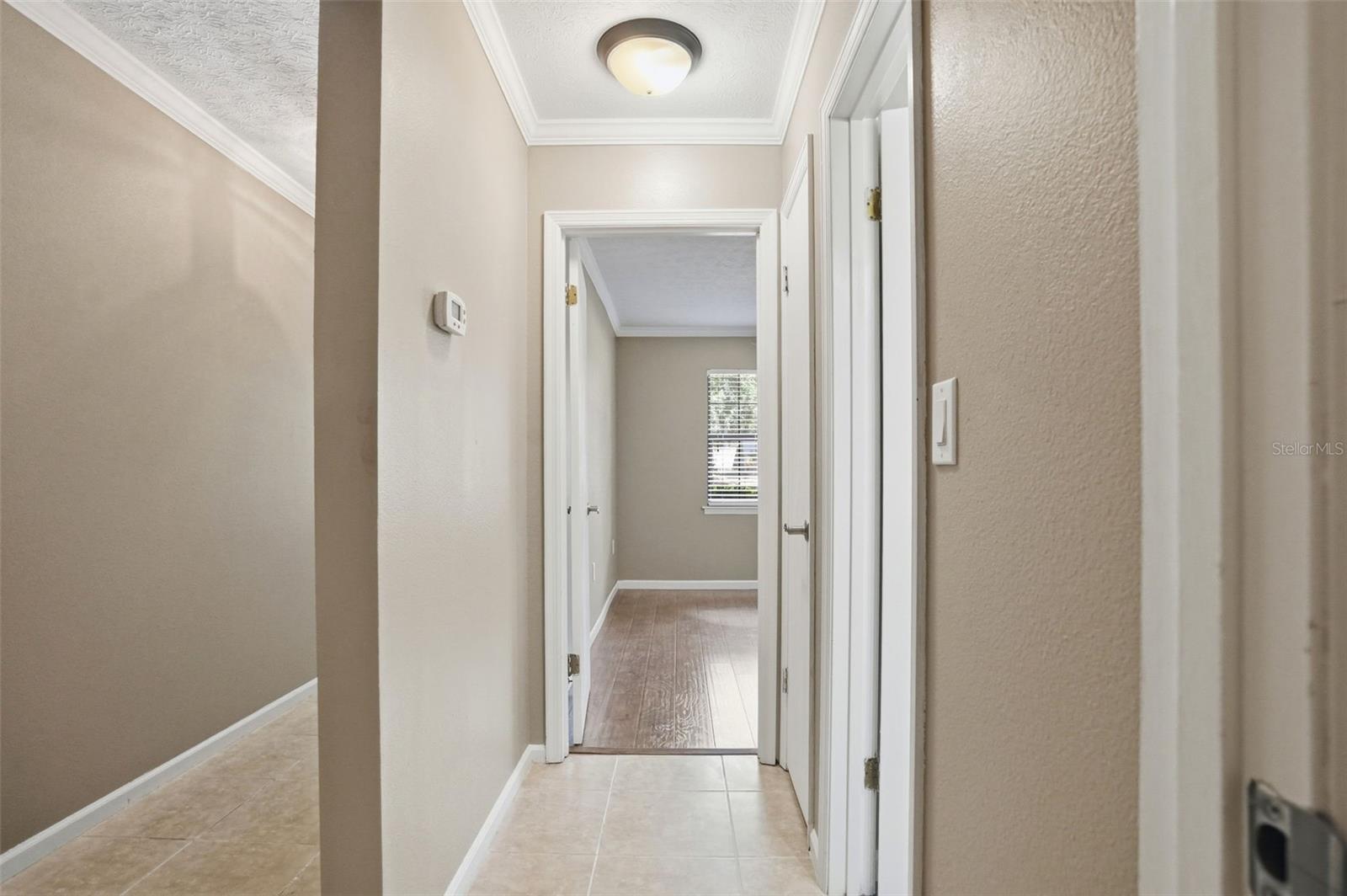 Image 19 of 38 For 913 Candlebrook Lane
