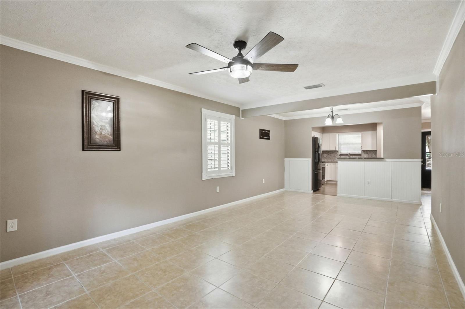 Image 8 of 38 For 913 Candlebrook Lane