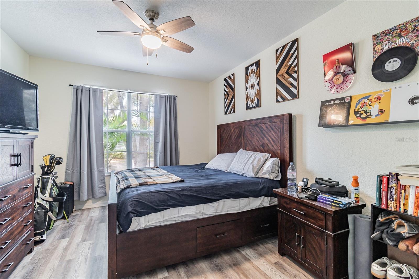 Image 16 of 34 For 402 Armenia Avenue 116