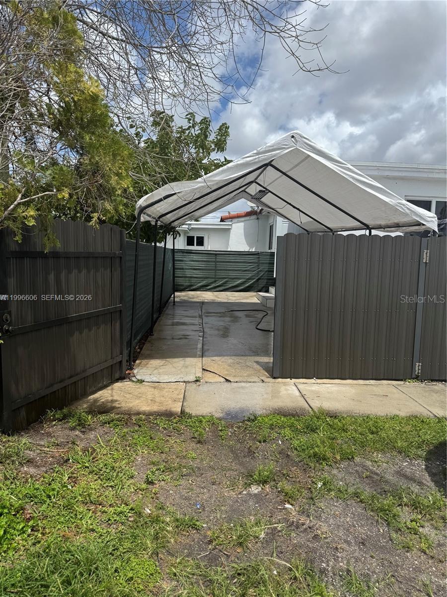 Image 2 of 10 For 5420 7th Avenue 2