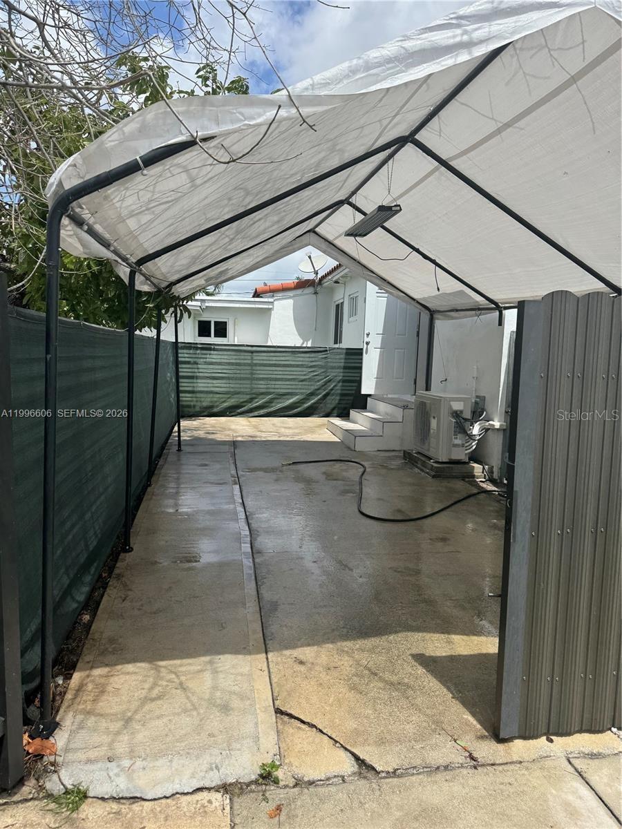 Image 3 of 10 For 5420 7th Avenue 2