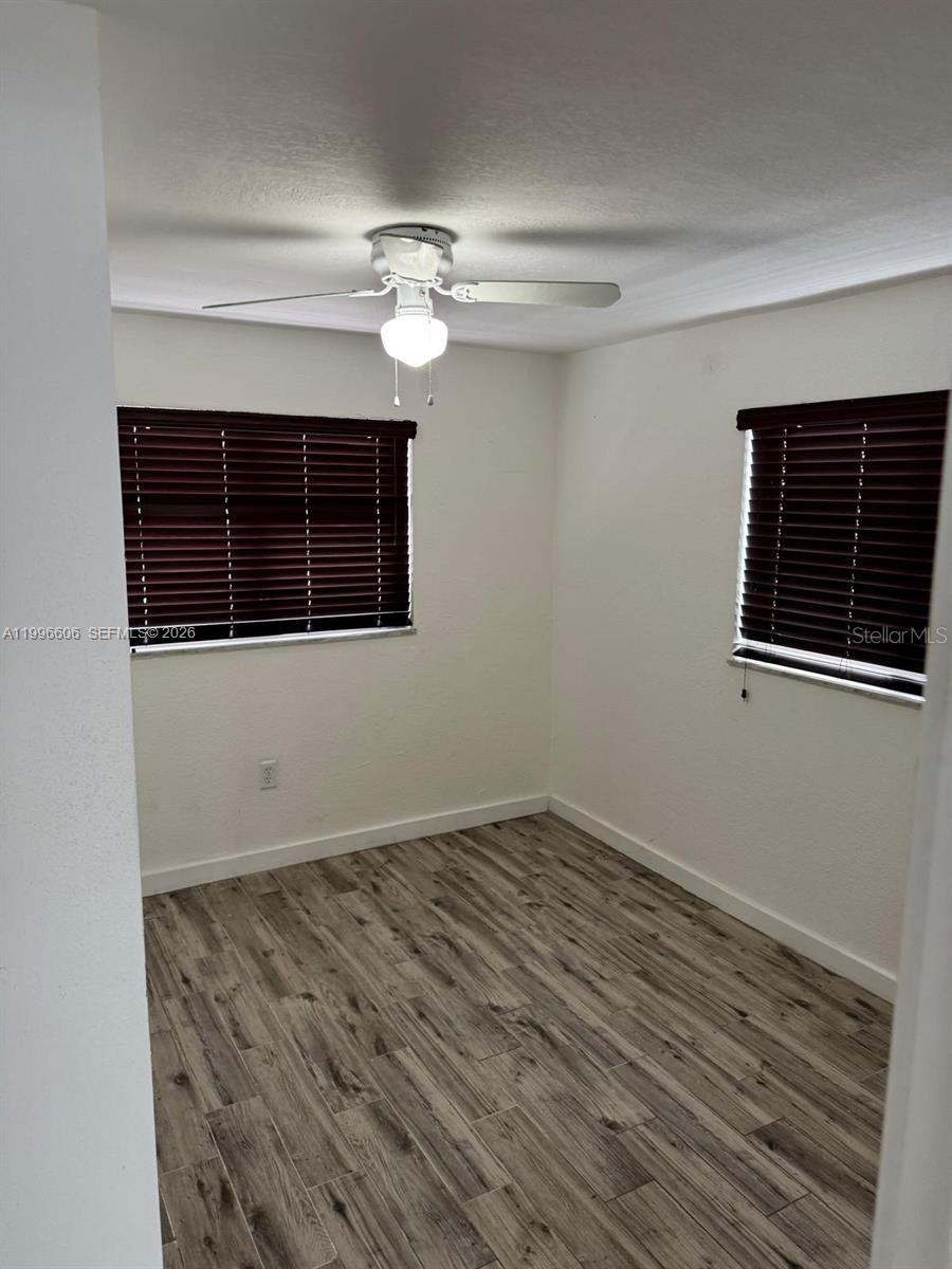Image 5 of 10 For 5420 7th Avenue 2