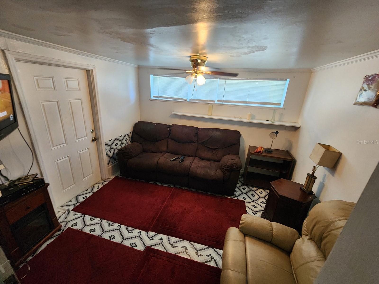 Image 15 of 20 For 1317 Moss Lane