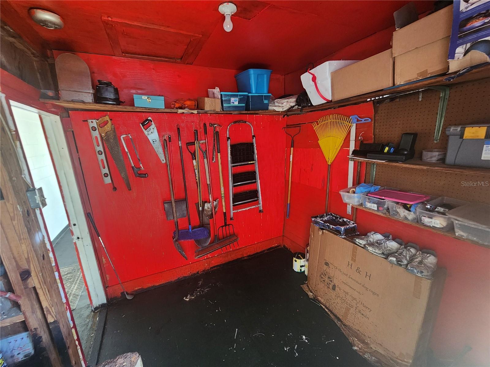 Image 17 of 20 For 1317 Moss Lane