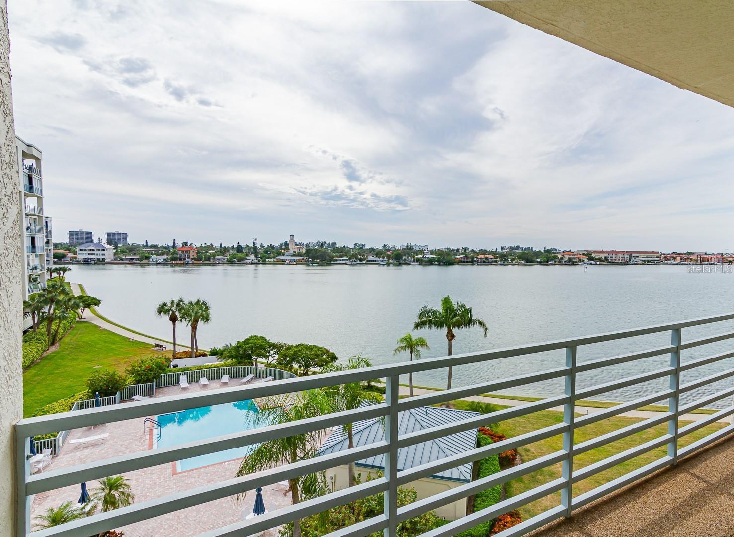 Image 21 of 27 For 7974 Sailboat Key Boulevard S 402