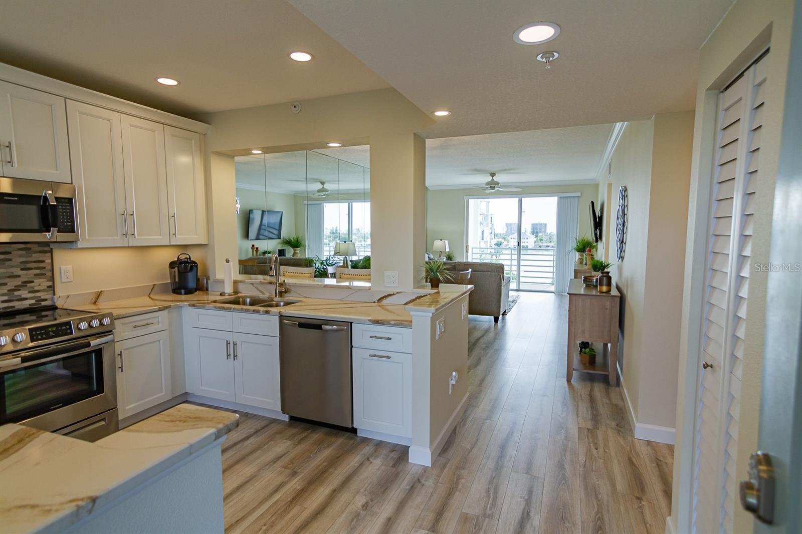 Image 4 of 27 For 7974 Sailboat Key Boulevard S 402