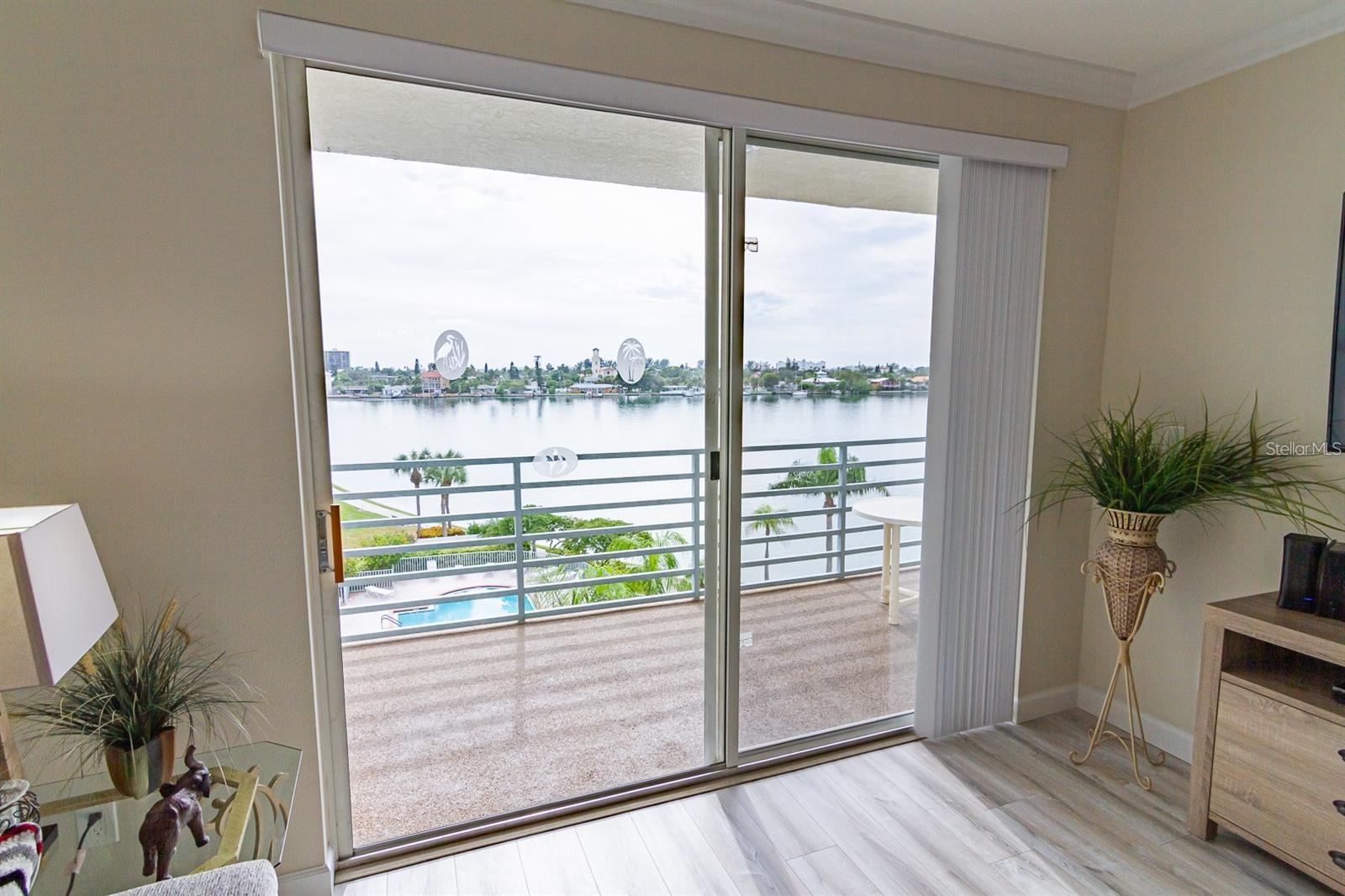 Image 9 of 27 For 7974 Sailboat Key Boulevard S 402