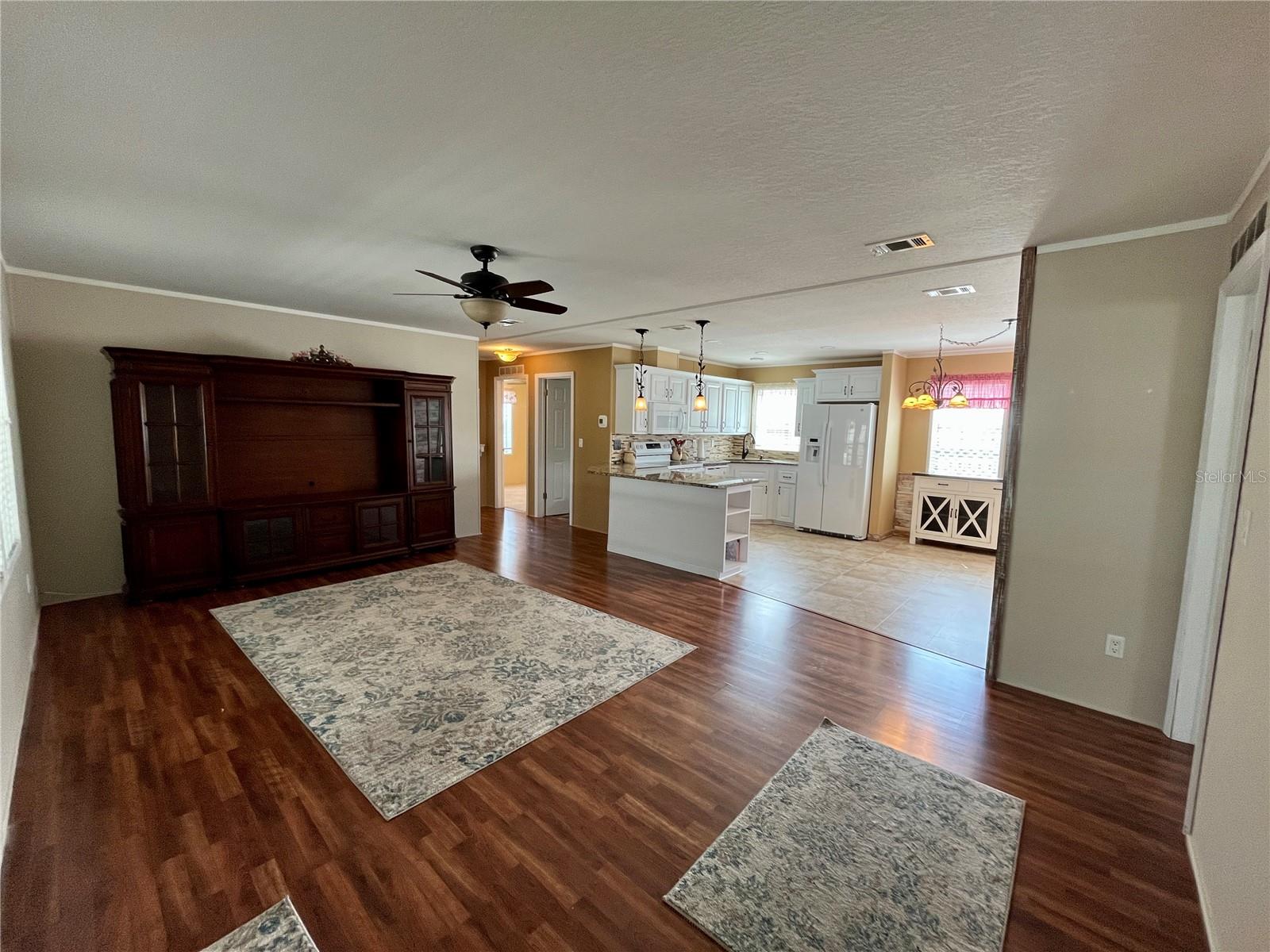 Image 6 of 28 For 38055 Woodgate