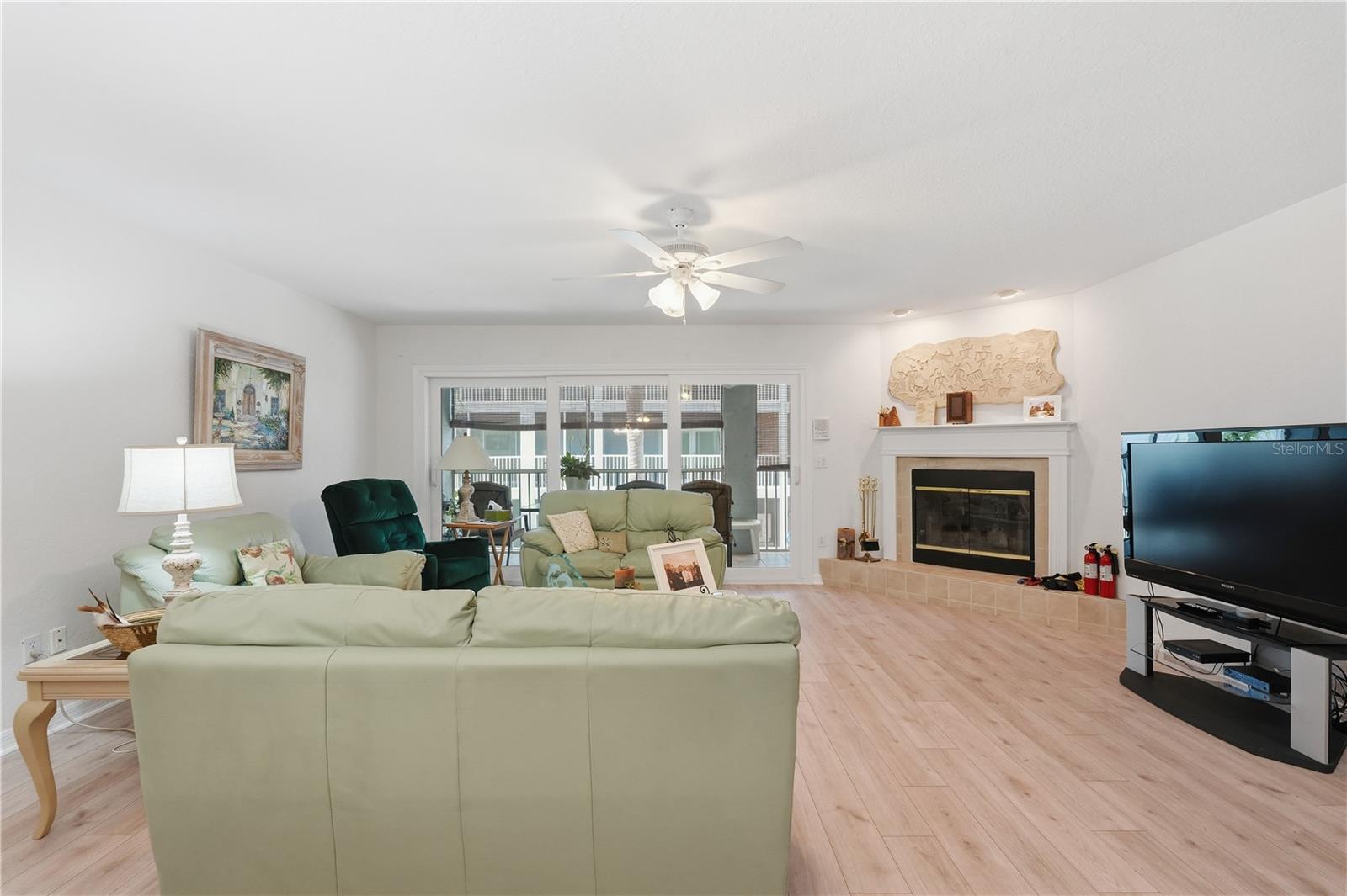 Image 17 of 64 For 545 Pinellas Bayway S 302