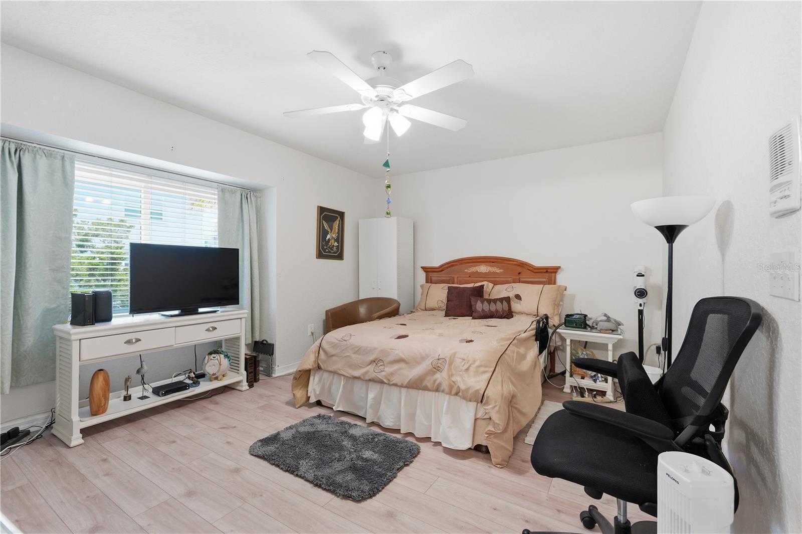 Image 33 of 64 For 545 Pinellas Bayway S 302
