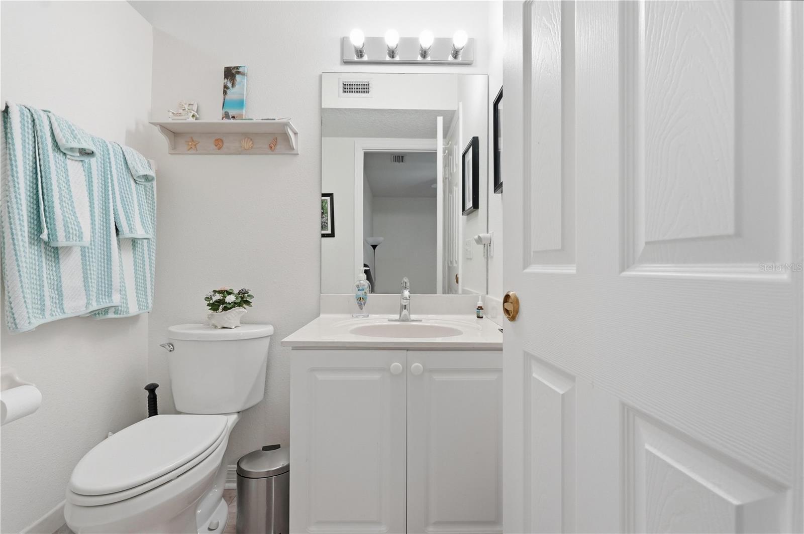 Image 35 of 64 For 545 Pinellas Bayway S 302